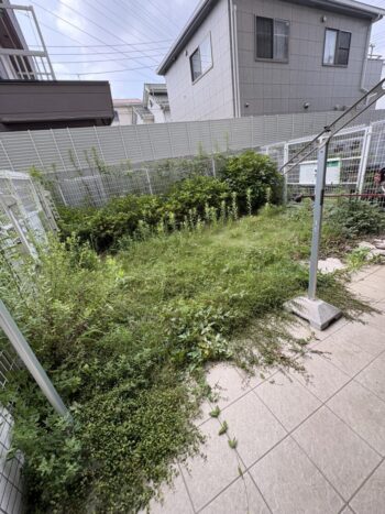 埼玉県 草刈りをして防草シの外観